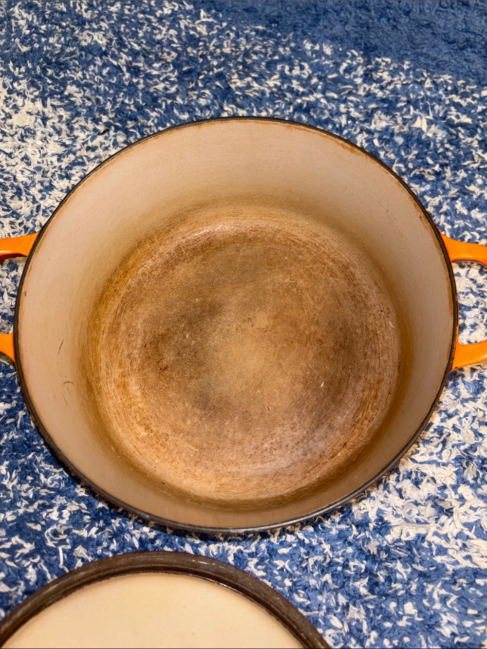 Le Creuset Orange Enamel Cast Iron Dutch Oven with Lid 4.5 qt E - Picture 3 of 9